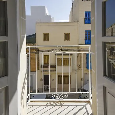 Apartment Bluebay 2-bedroom Gzira